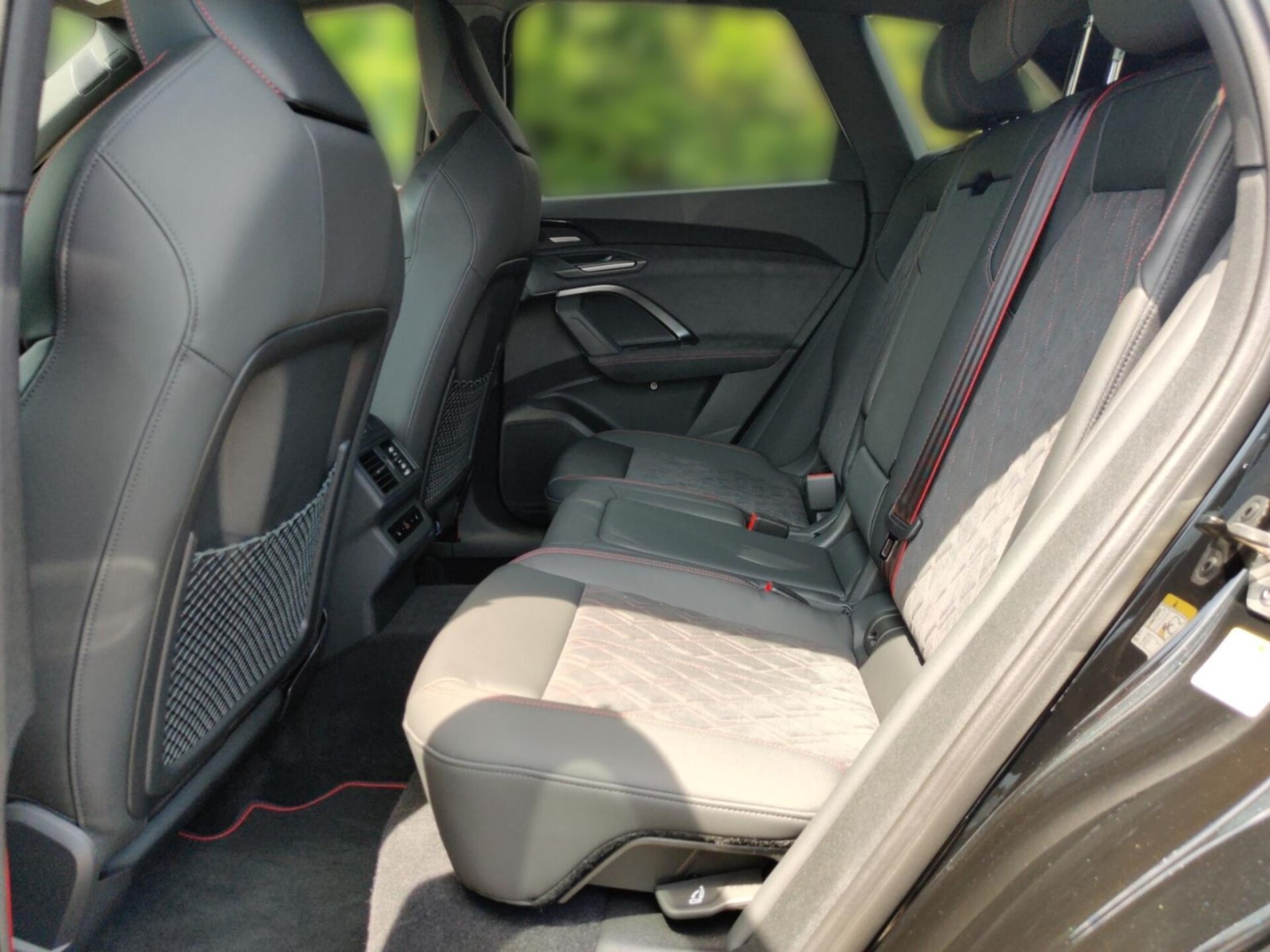 Audi Q5 SUV e-hybrid edition one
