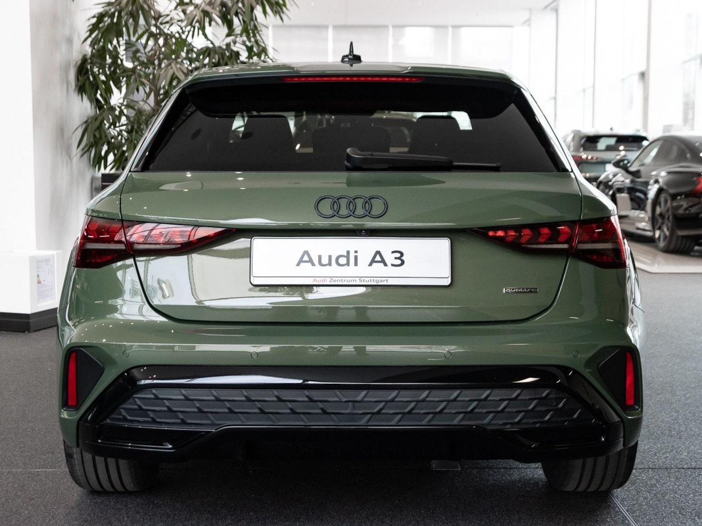 Bild über Audi A3 Sportback S line 40 TFSI quattro S tronic - für weitere Informationen kontaktieren Sie den Audi Partner