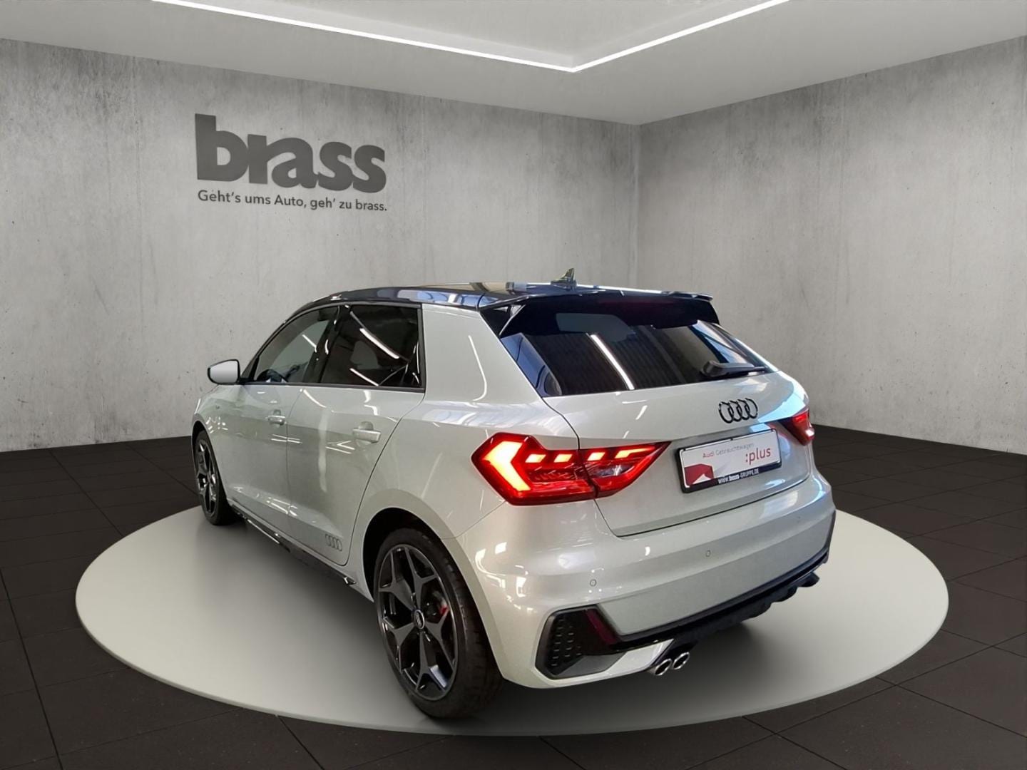 Bild über Audi A1 Sportback S line 40 TFSI S tronic - für weitere Informationen kontaktieren Sie den Audi Partner