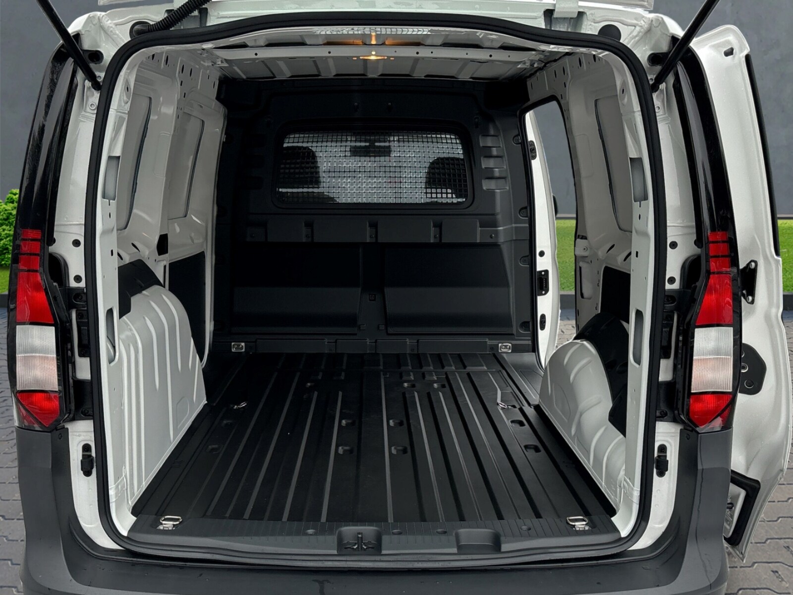 Volkswagen Caddy Maxi Cargo – Bild 5