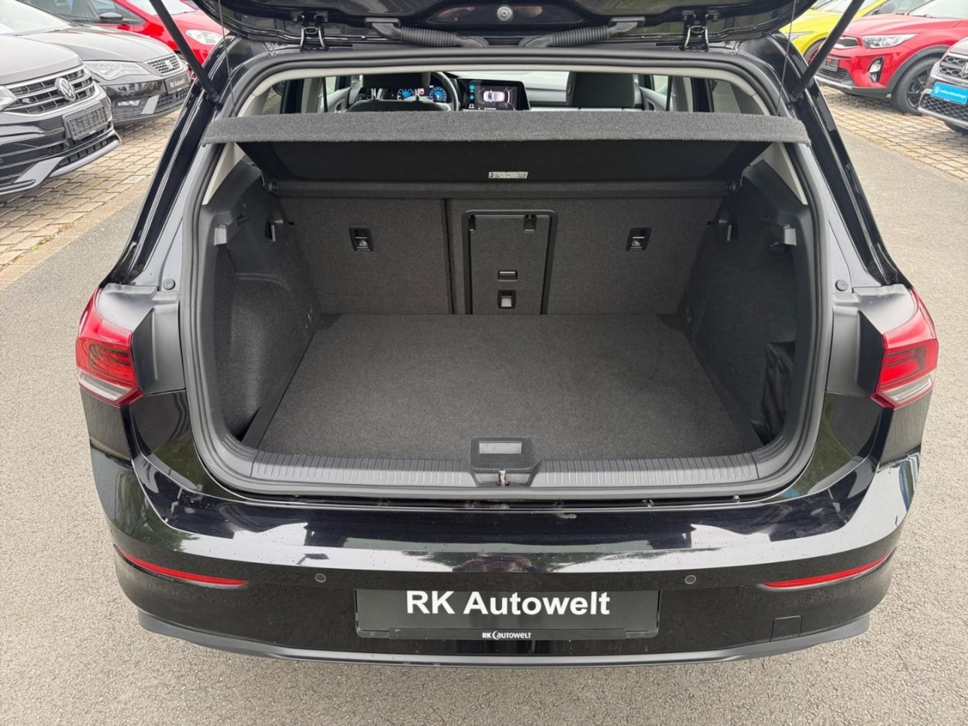 Volkswagen Golf Life