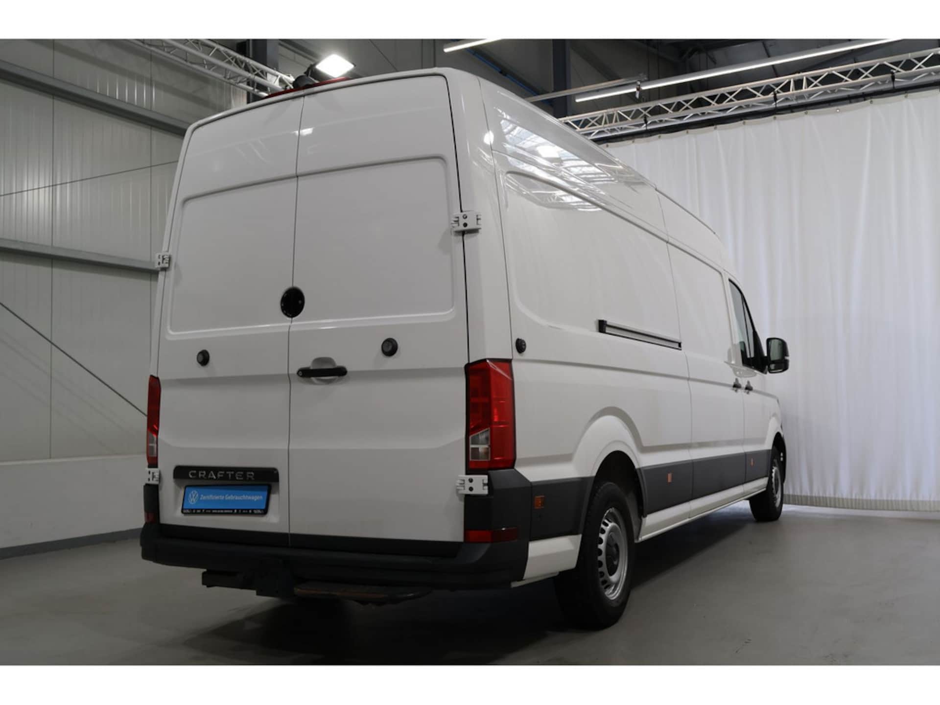 Volkswagen Crafter Kasten langer Radstand