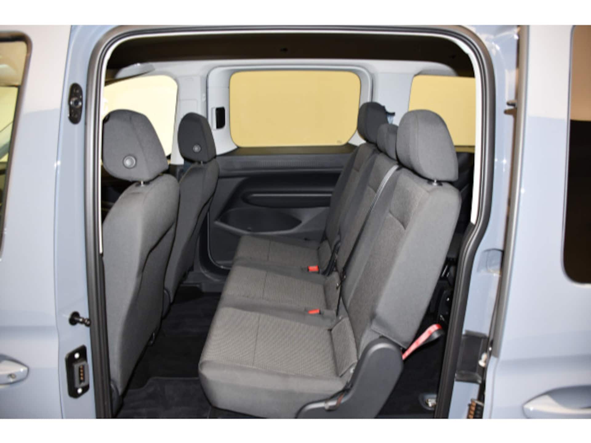 Volkswagen Caddy Maxi Basis-Modell
