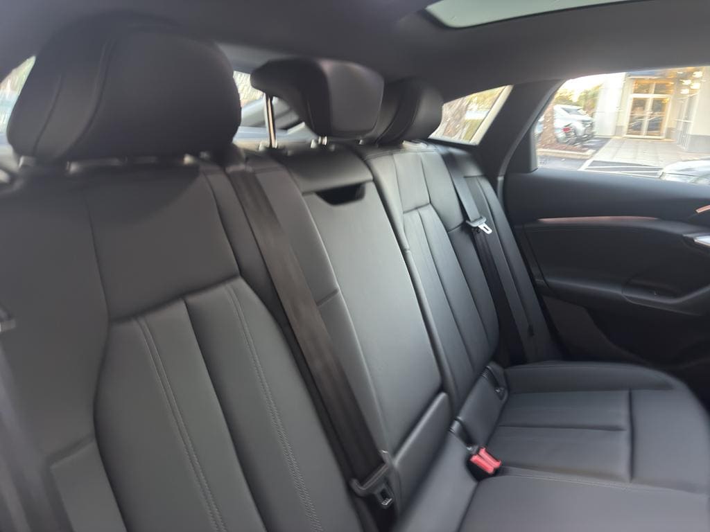 2025 Audi A6 Sportback e-tron Premium - Photo 16
