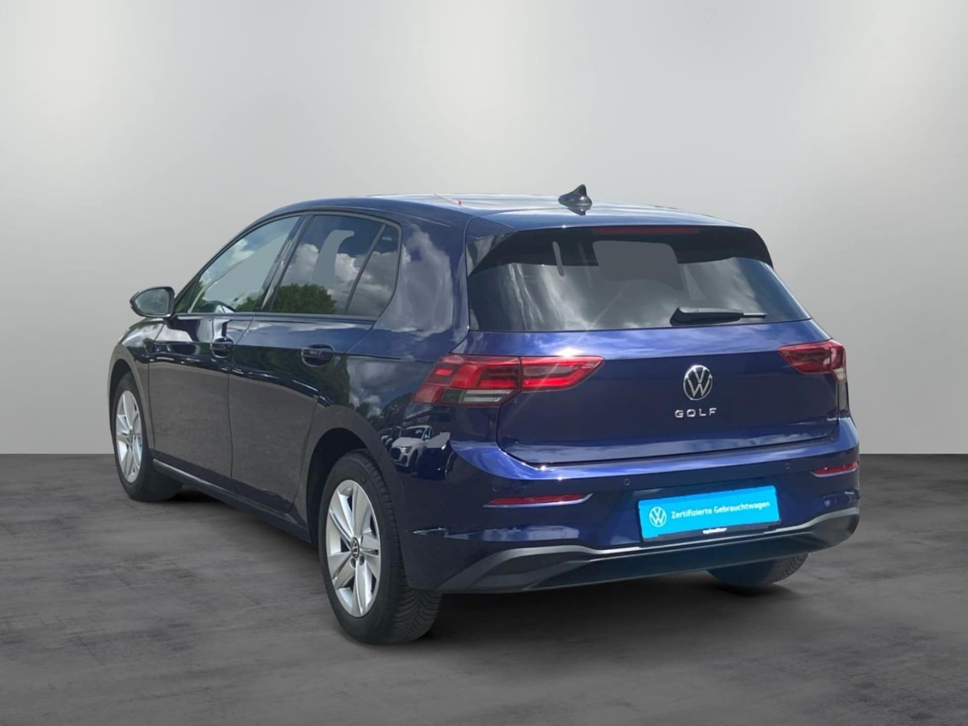 Volkswagen Golf Life