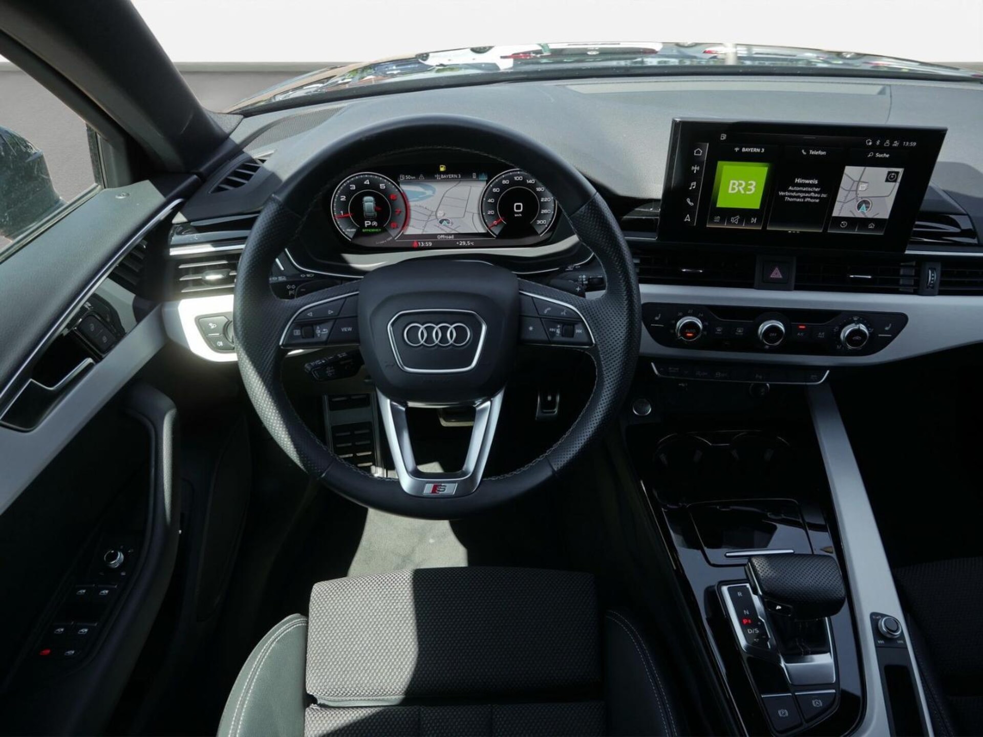 Audi A4 Avant S line