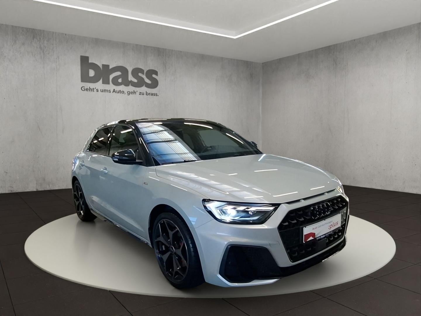 Bild über Audi A1 Sportback S line 40 TFSI S tronic - für weitere Informationen kontaktieren Sie den Audi Partner