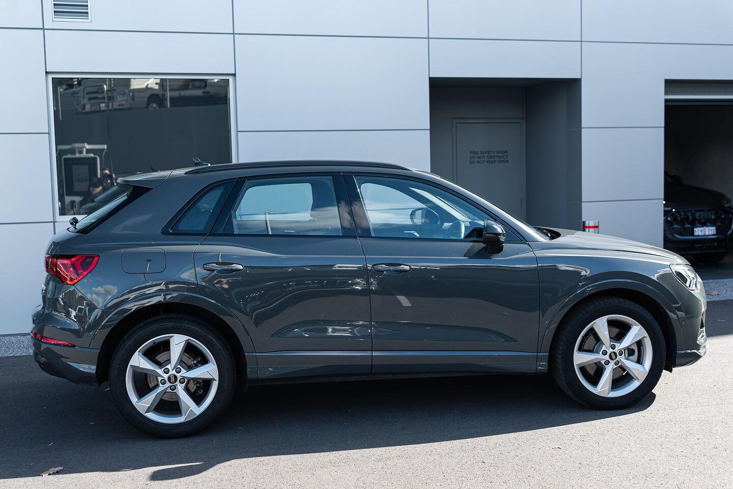Image about Audi Q3 40 TFSI quattro S tronic