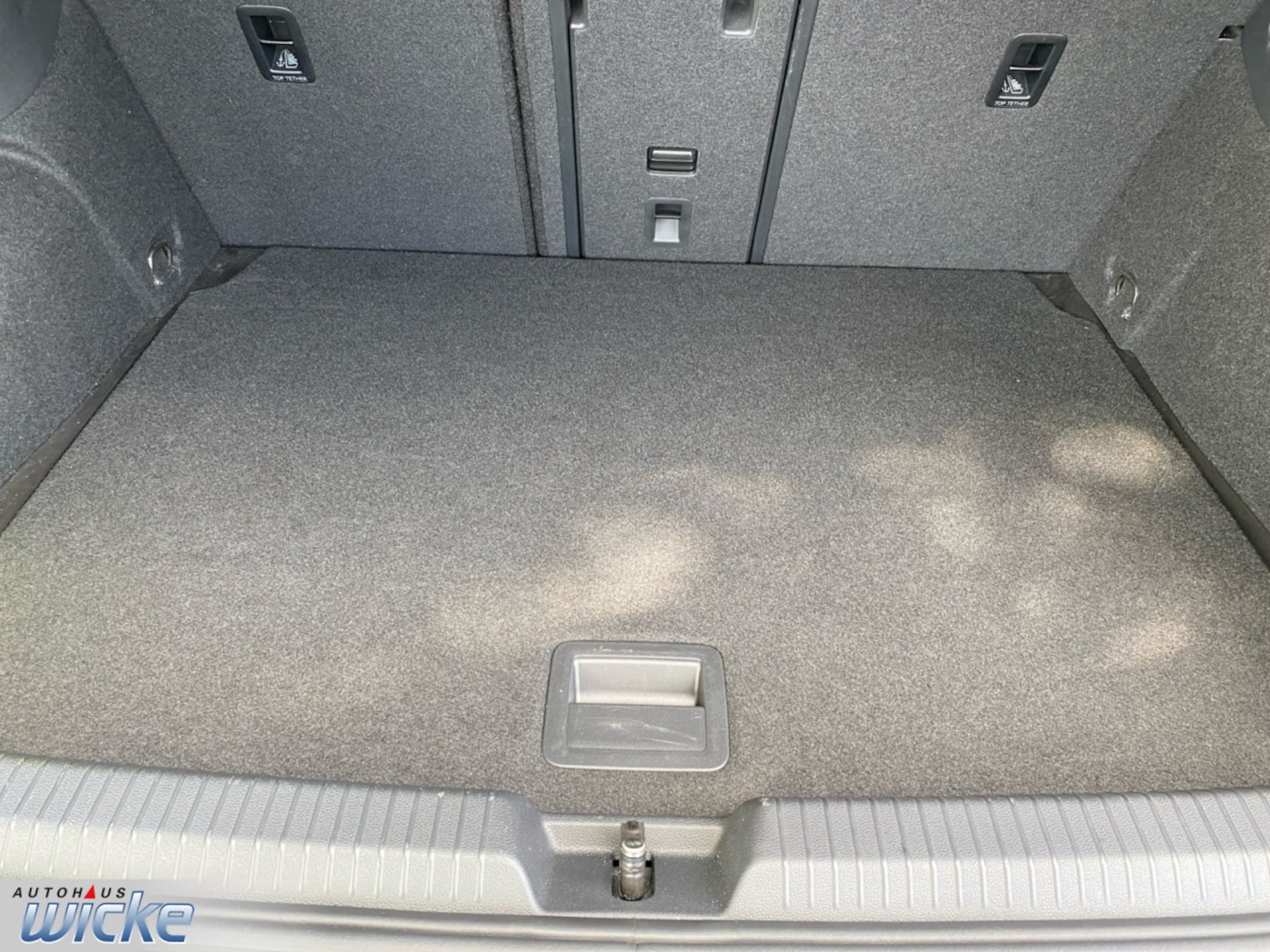Volkswagen Golf Active
