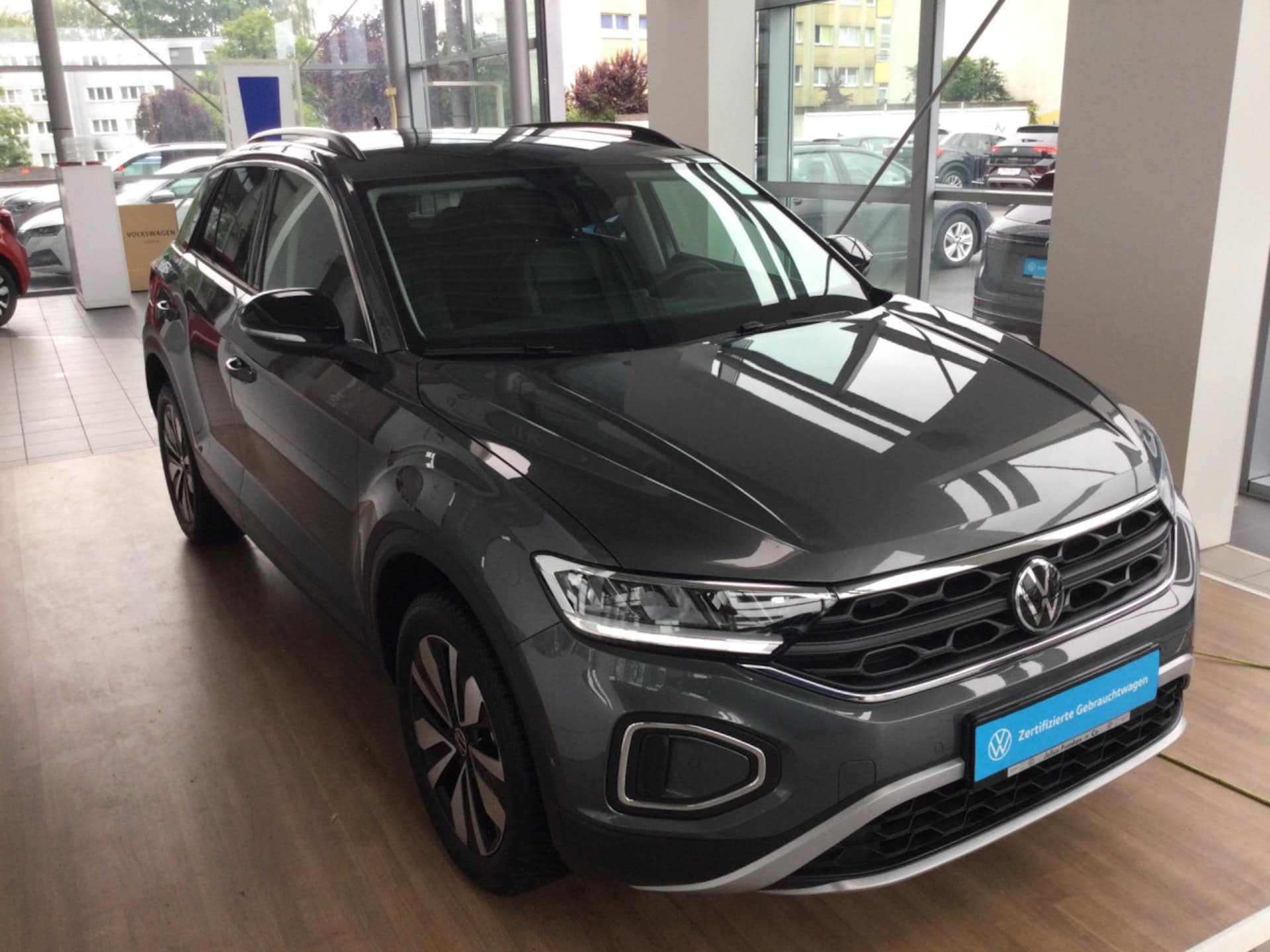 Volkswagen T-Roc Life
