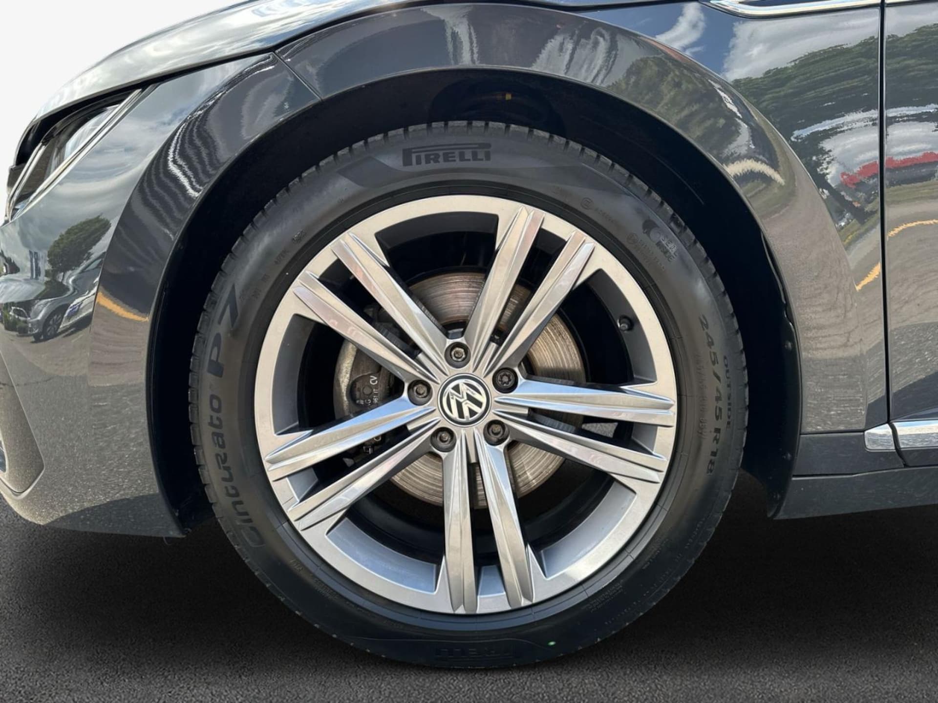 Volkswagen Arteon R-Line