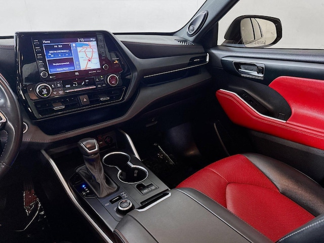 2021 Toyota Highlander 24