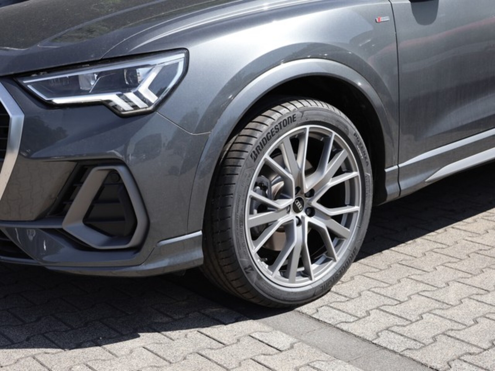 Audi Q3 – Bild 11