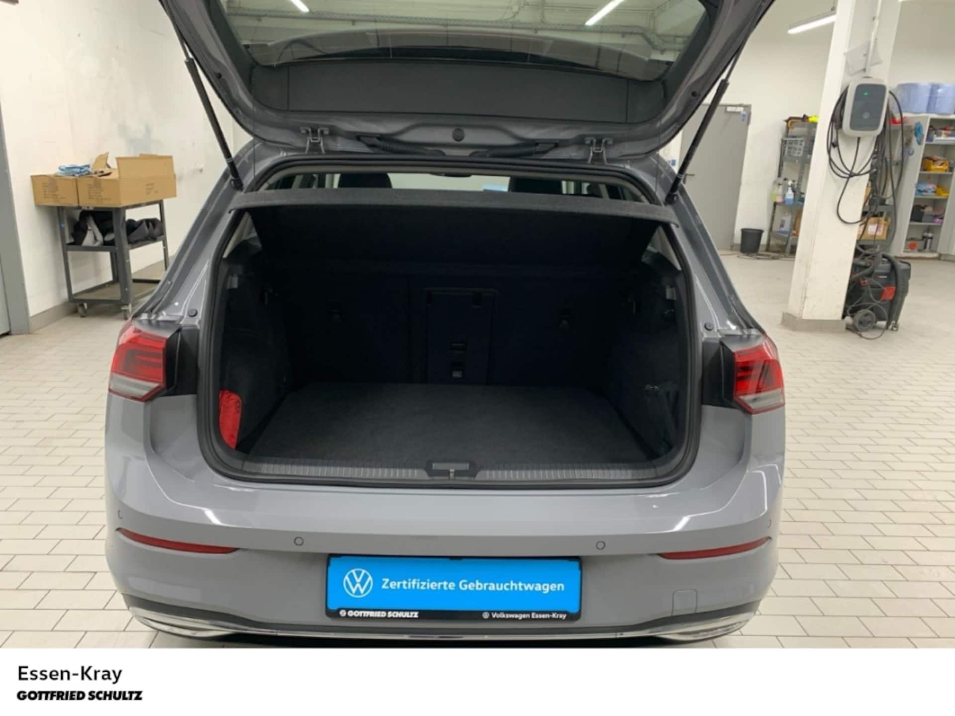 Volkswagen Golf Active