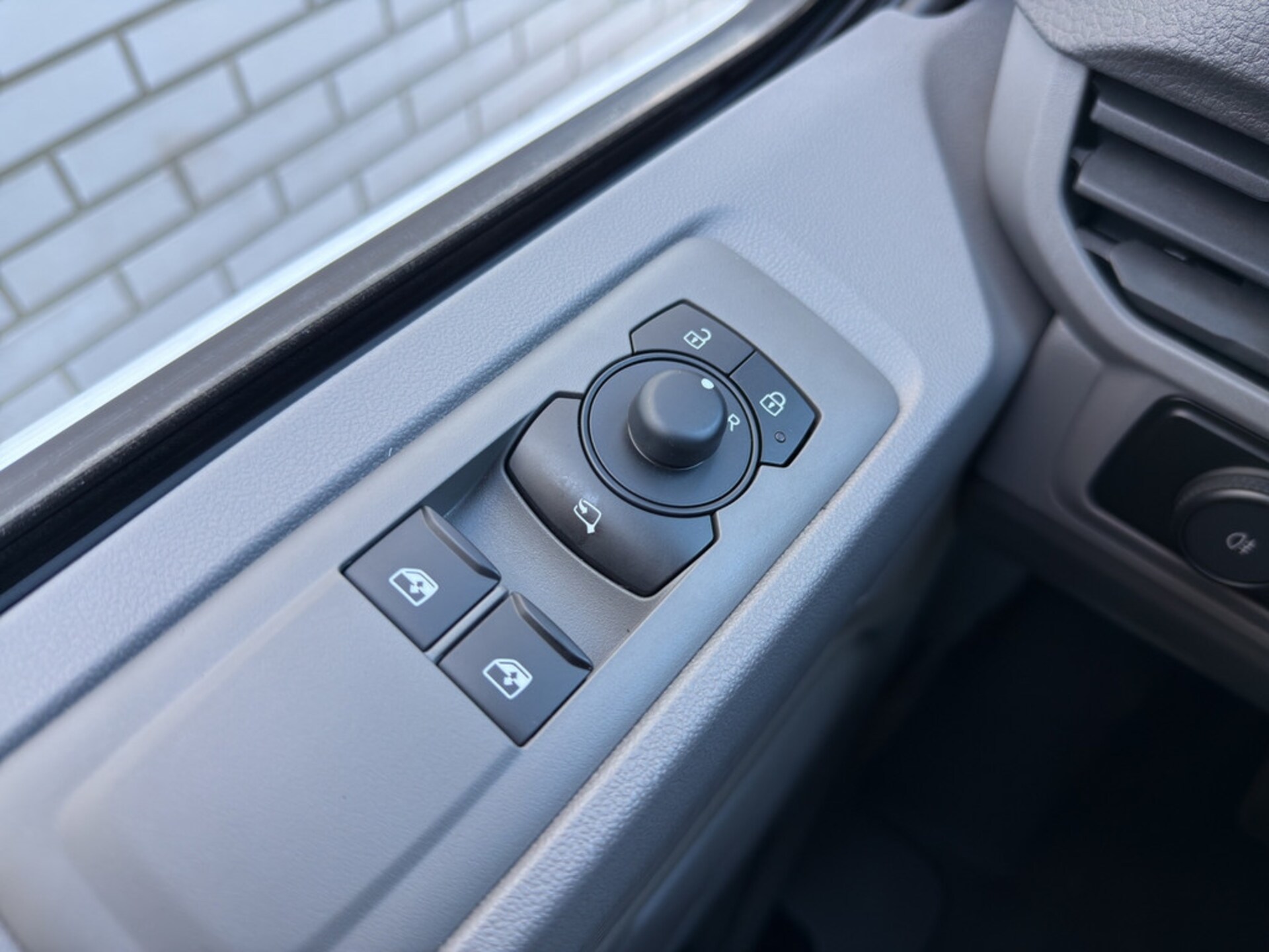 Volkswagen Transporter Kasten langer Radstand Plus