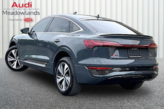 2024 Audi Q8 Sportback e-tron
