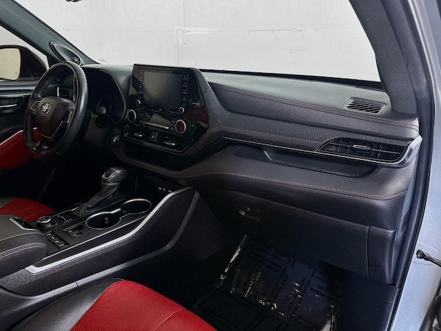 2021 Toyota Highlander 30