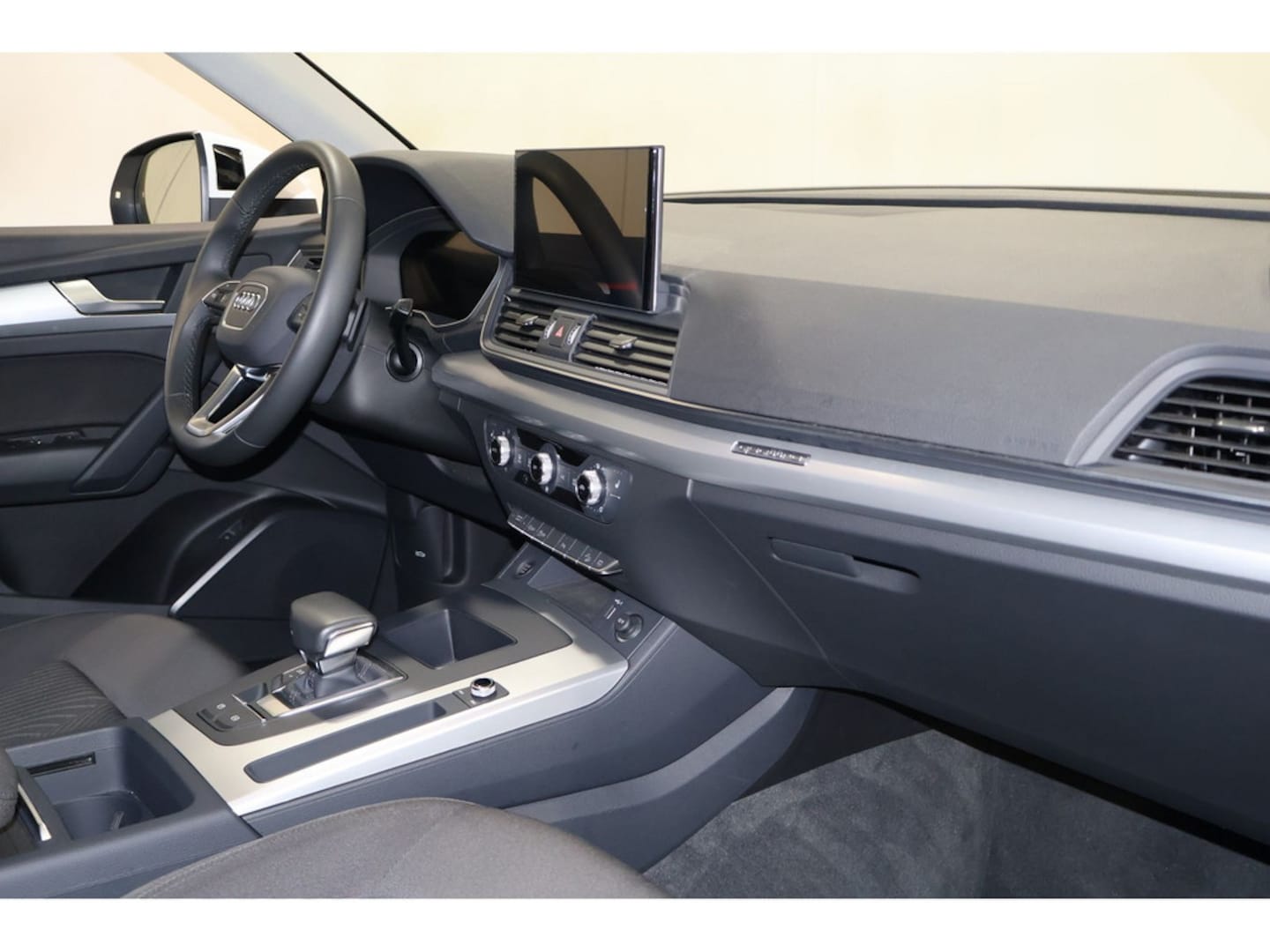 Bild über Audi Q5 Sportback 40 TDI quattro S tronic - für weitere Informationen kontaktieren Sie den Audi Partner