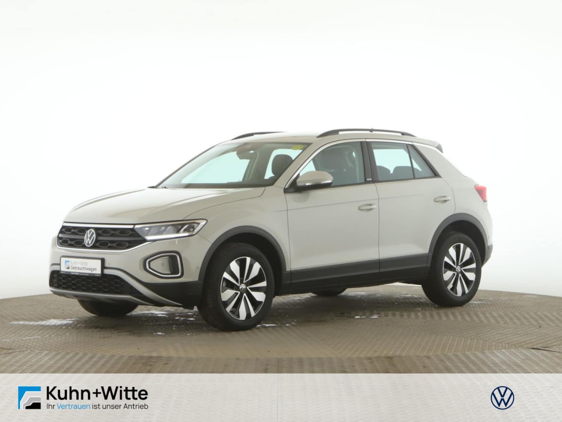Volkswagen T-Roc 2024 — T-Roc 2.0 TDI Move LED+PDC+SitzH+Klima+AppleCar