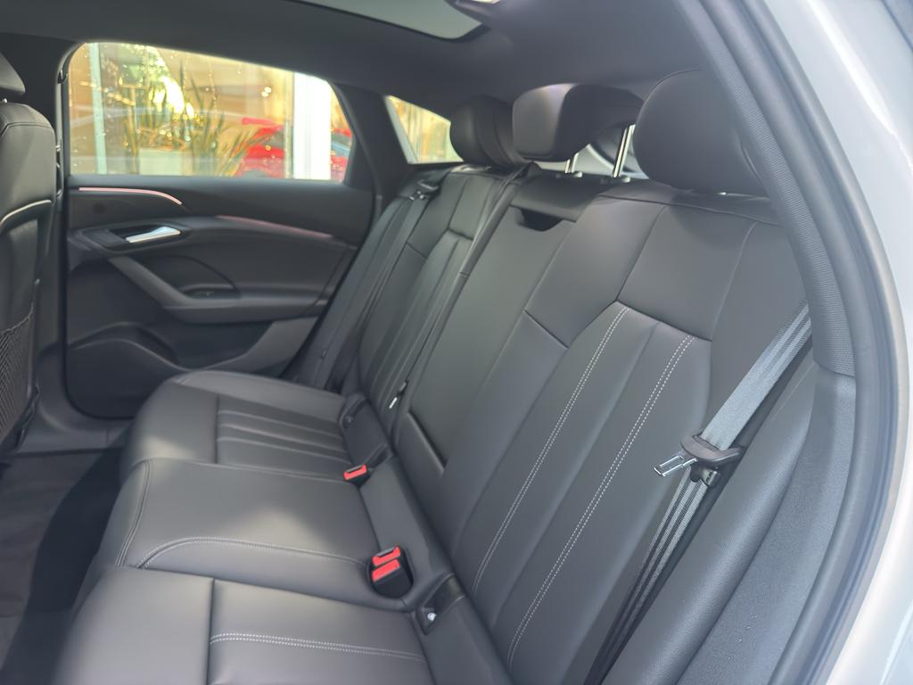 2025 Audi A6 Sportback e-tron Premium - Photo 19