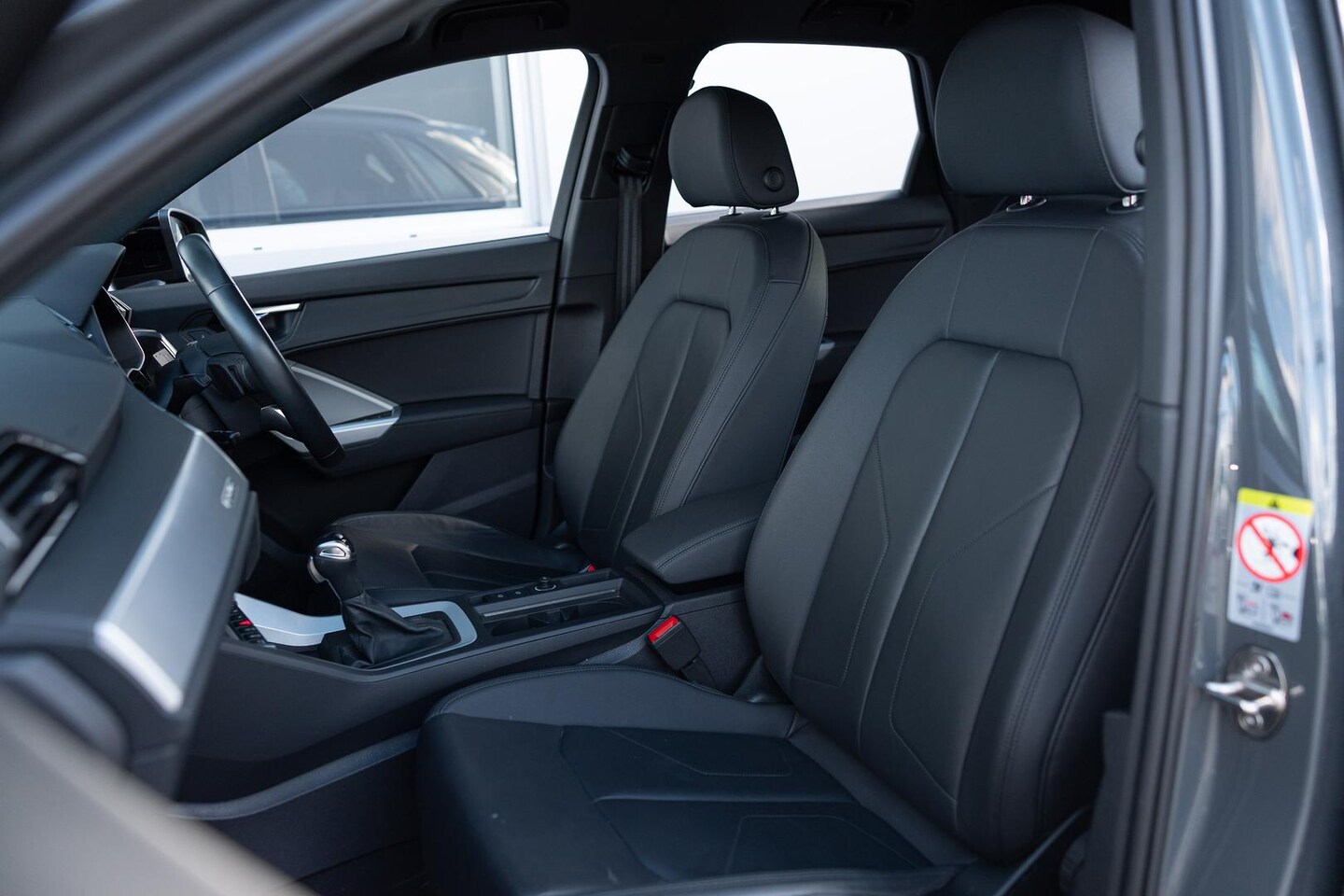 Image about Audi Q3 40 TFSI quattro S tronic