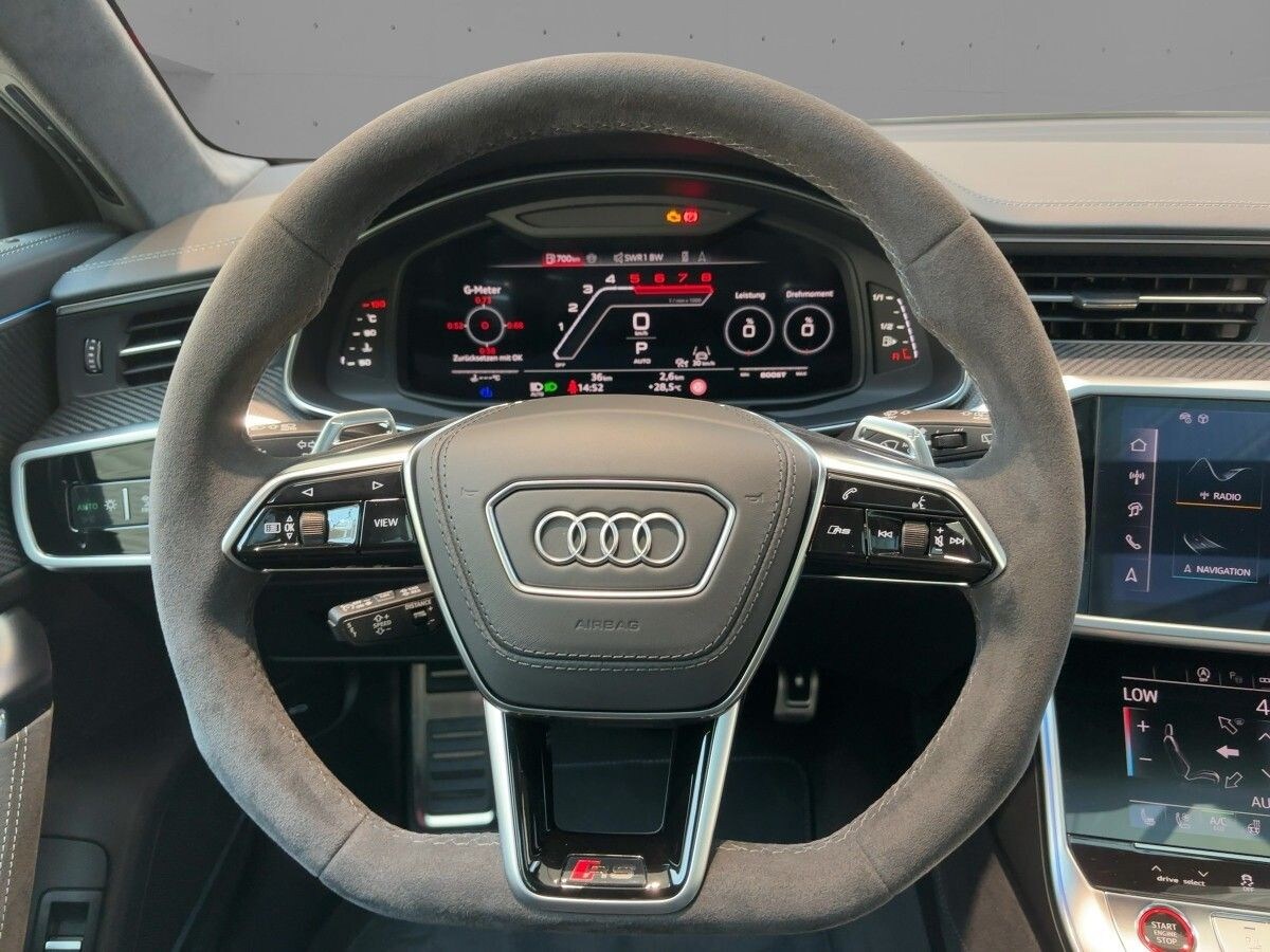 Image about Audi RS 6 Avant performance quattro tiptronic