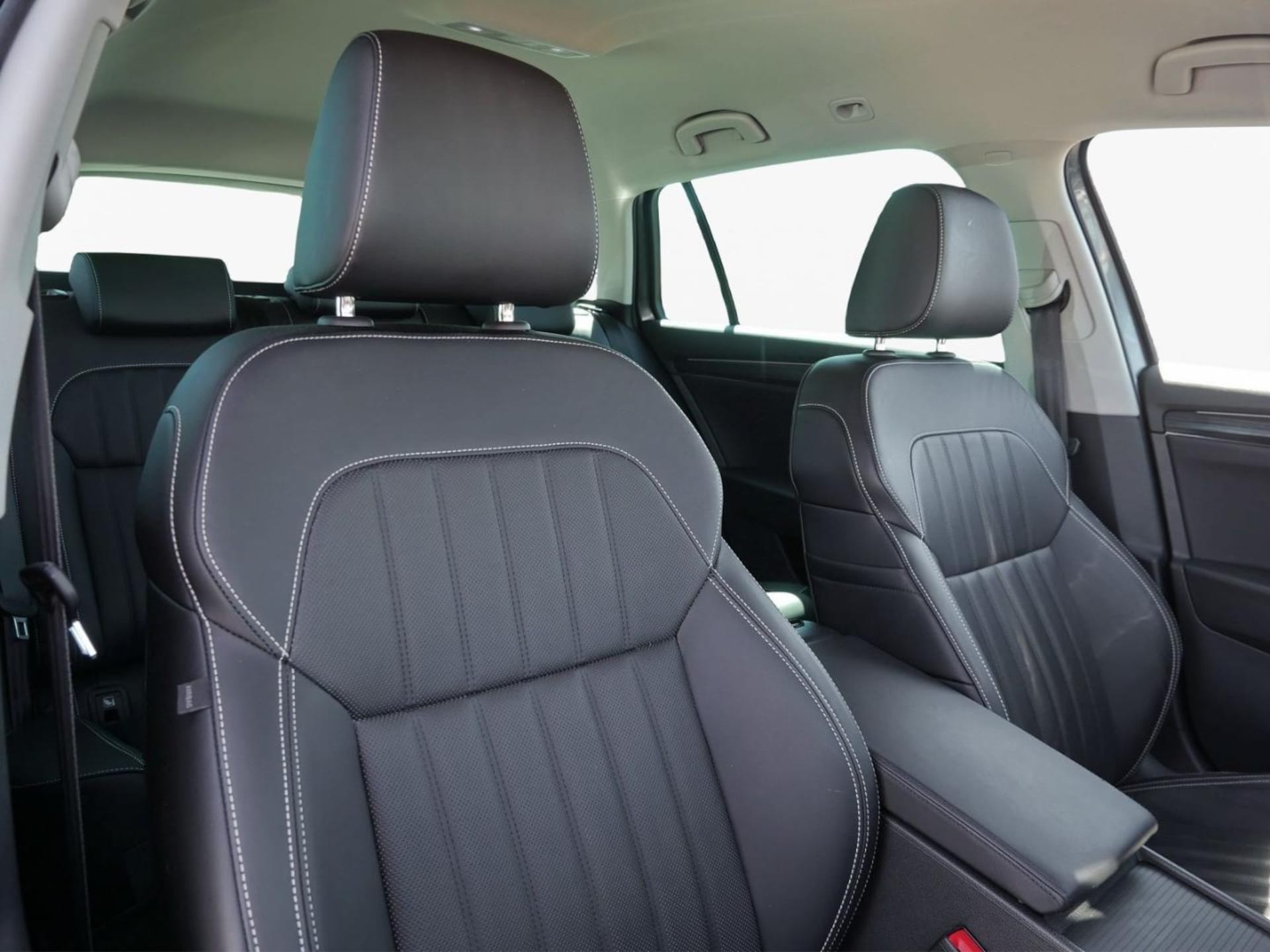 Skoda Superb Combi PREMIUM EDITION