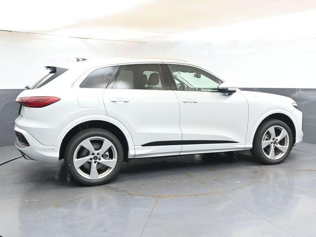 2026 Audi Q5 Premium Plus - Photo 6
