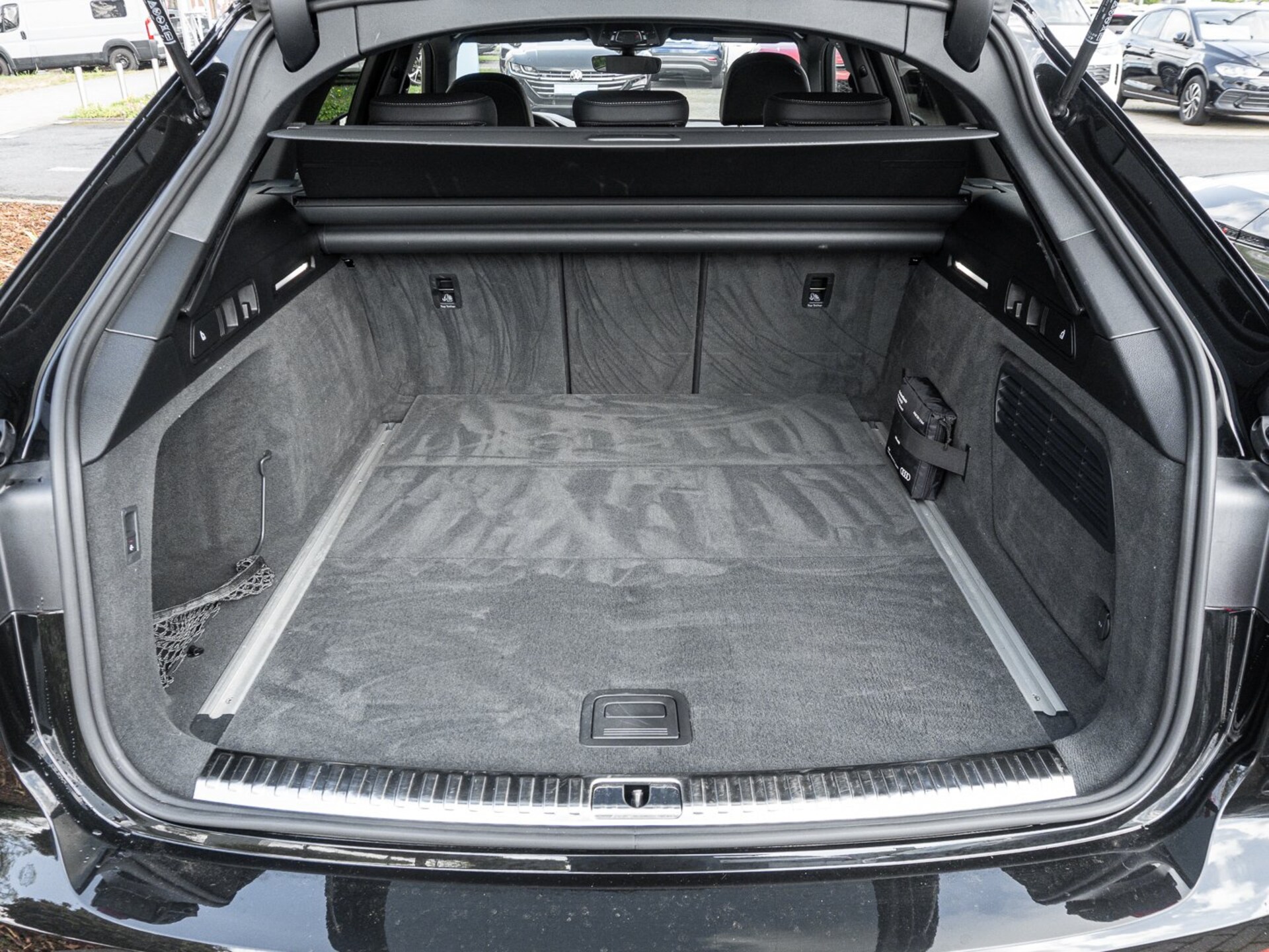 Audi S6 Avant