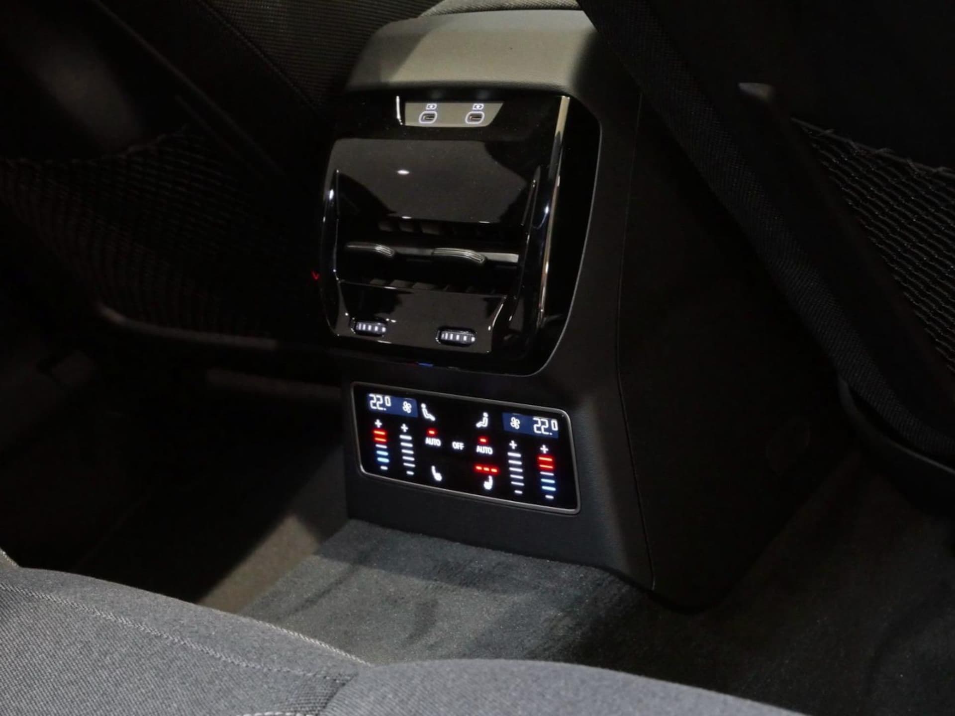 Audi A6 Limousine e-hybrid edition one