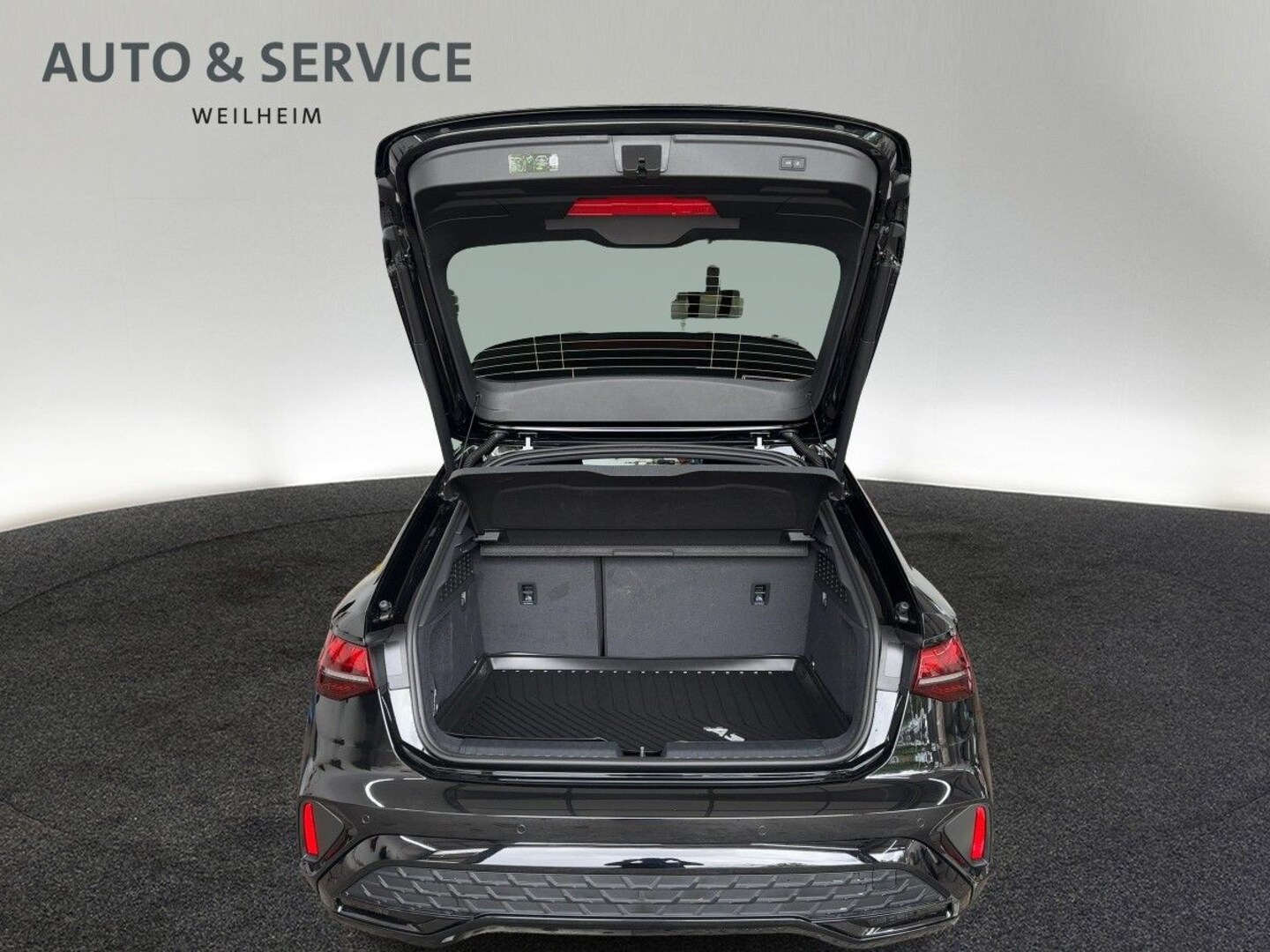 Bild über Audi A3 Sportback TFSI 110 kW S tronic - für weitere Informationen kontaktieren Sie den Audi Partner