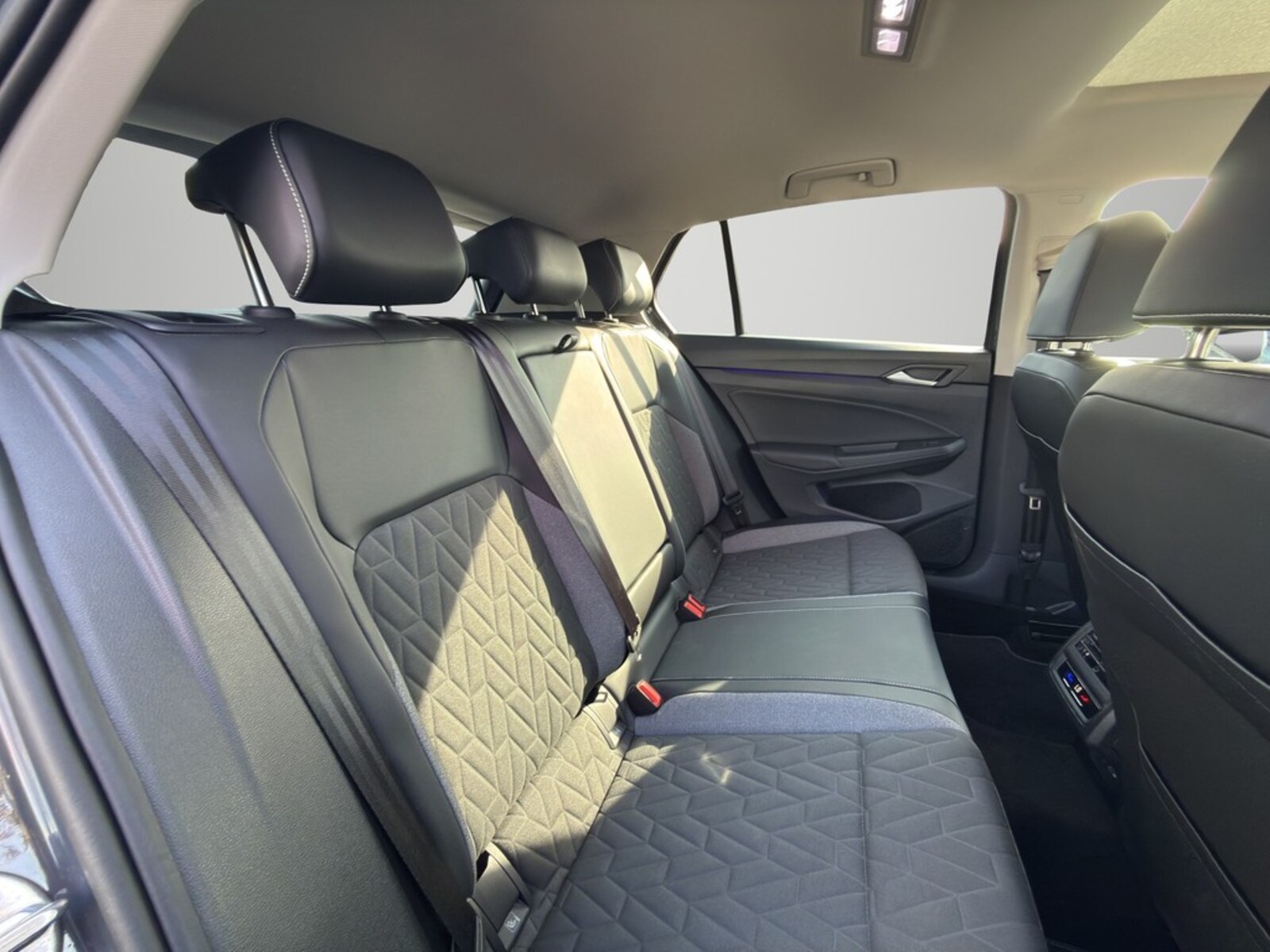Volkswagen Golf – Bild 7