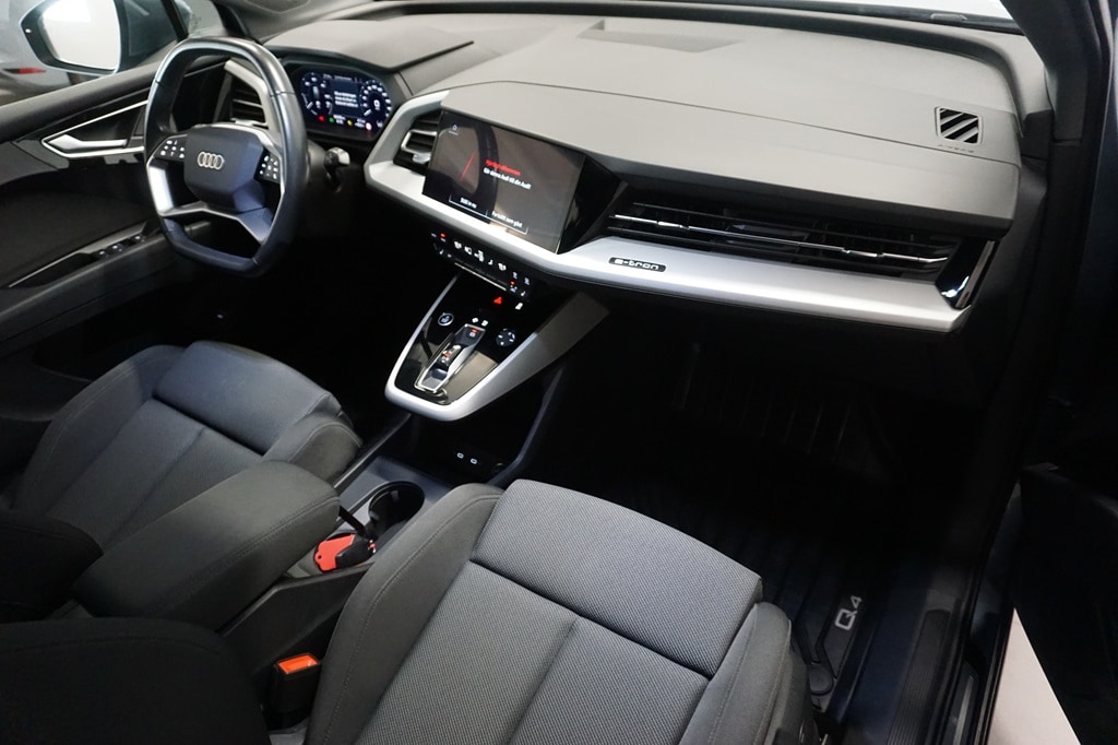 Bild som visar Audi Q4 e-tron Q4 45 e-tron quattro 195,00 kW - för mer information kontakta din Audi Partner