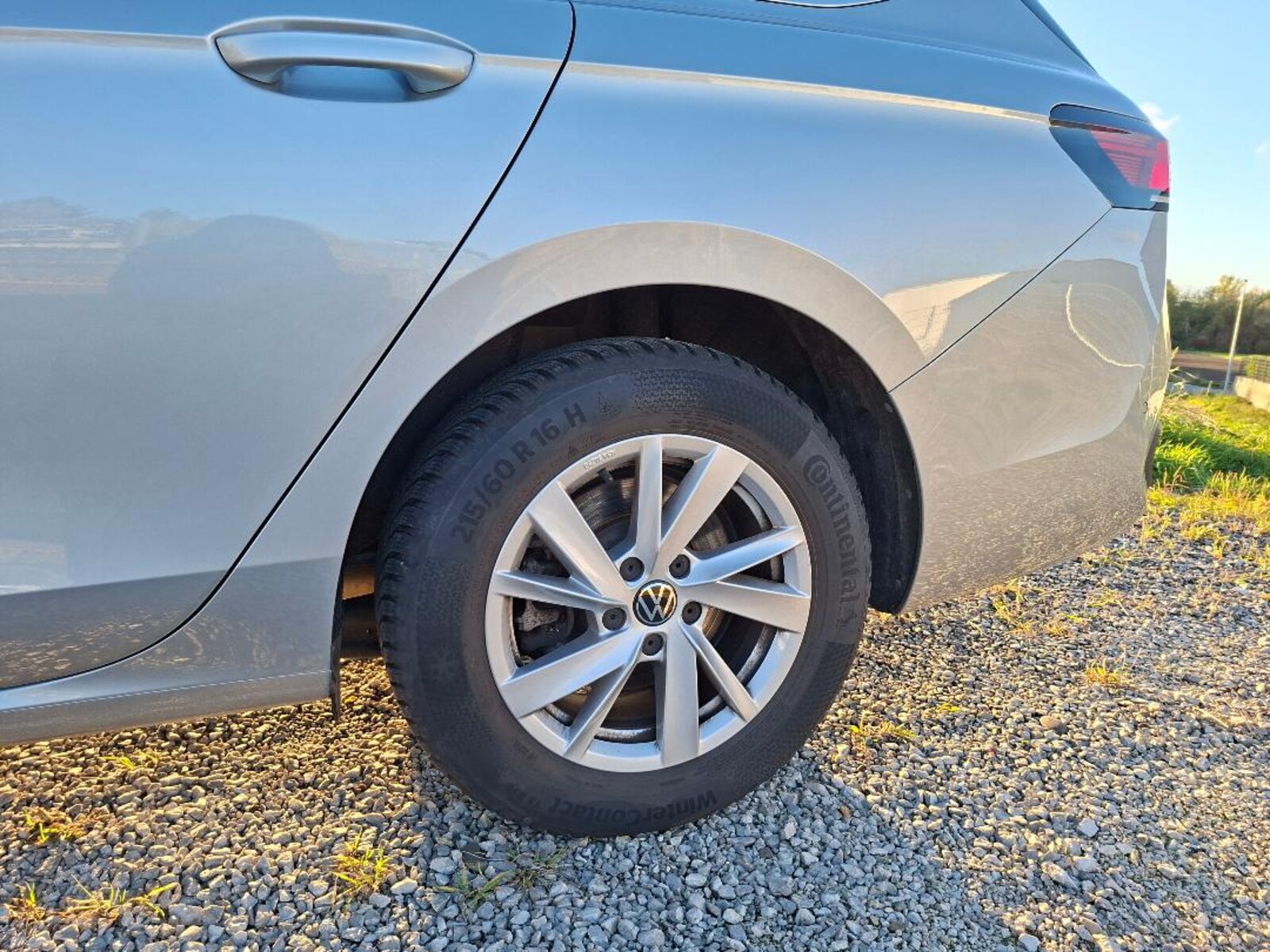 Volkswagen Passat – Bild 9