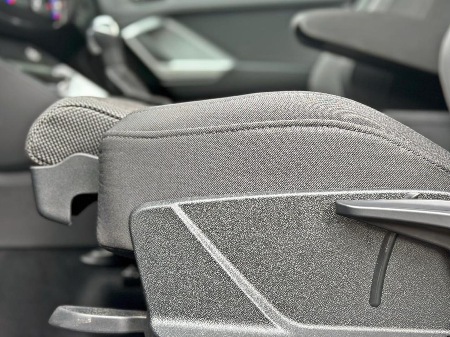 Bild über Audi Q3 Sportback S line 35 TFSI S tronic - für weitere Informationen kontaktieren Sie den Audi Partner