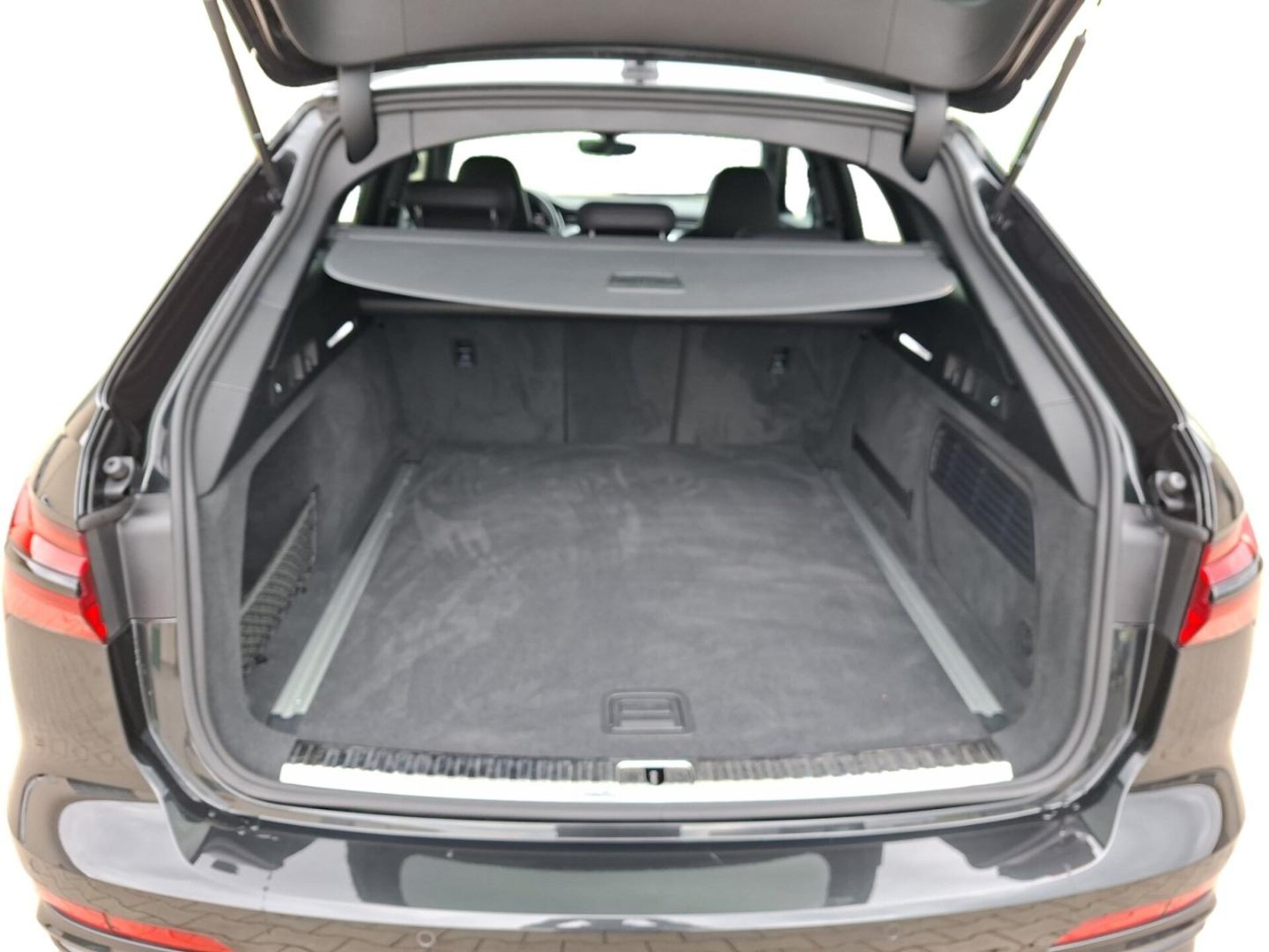 Audi S6 Avant