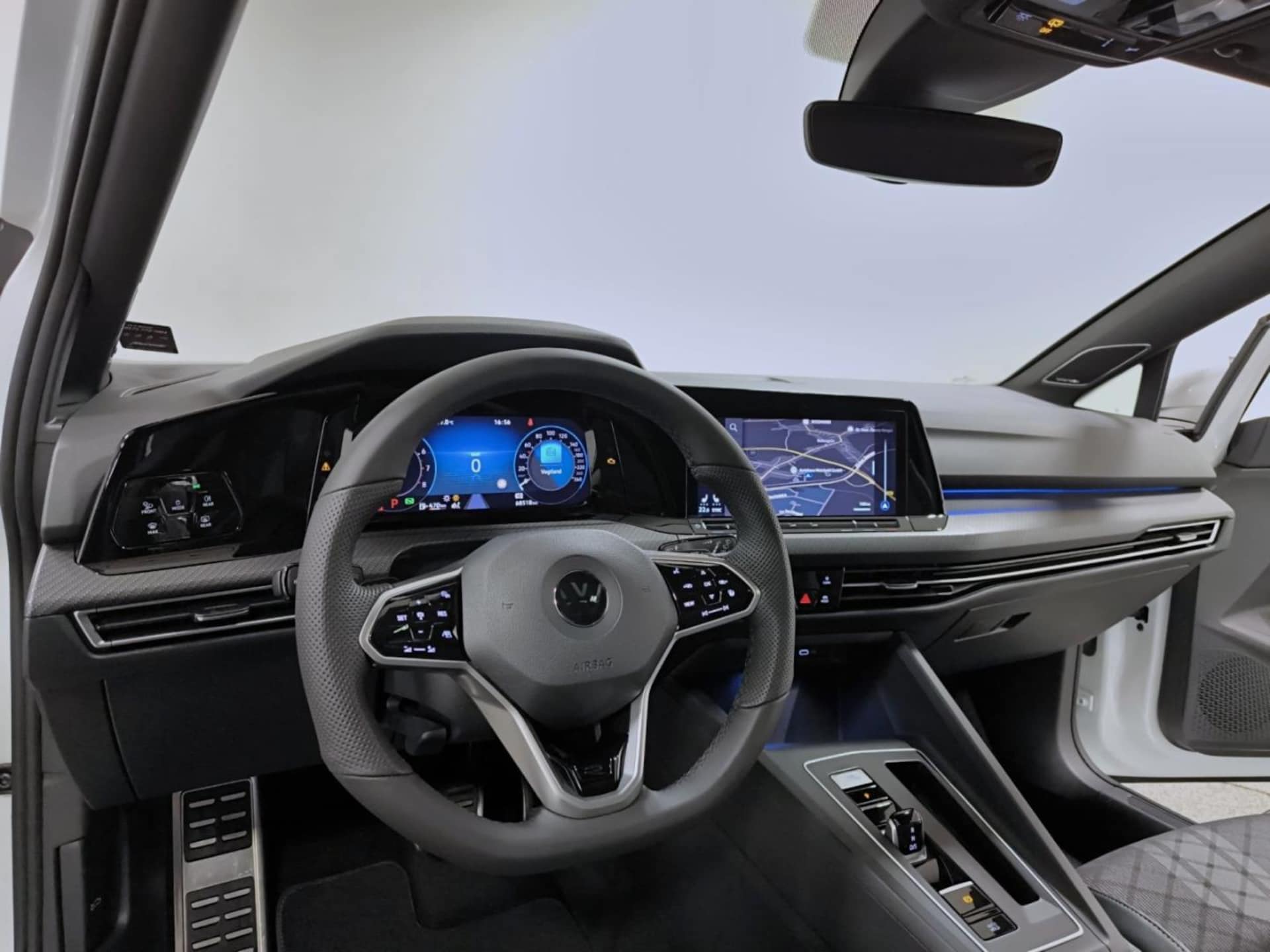 Volkswagen Golf R-Line
