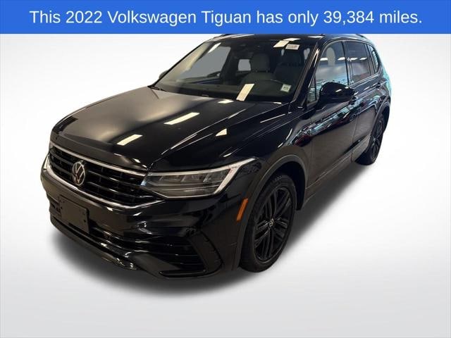 2022 Volkswagen Tiguan SE R-LINE BLACK