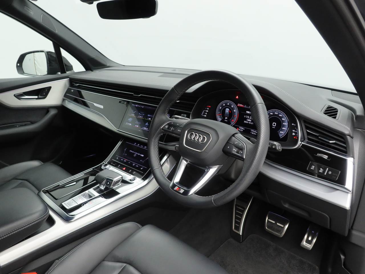 Audi Q7 55 TFSI quattro S line 250(340) kW(PS) tiptronic for more details contact your dealer