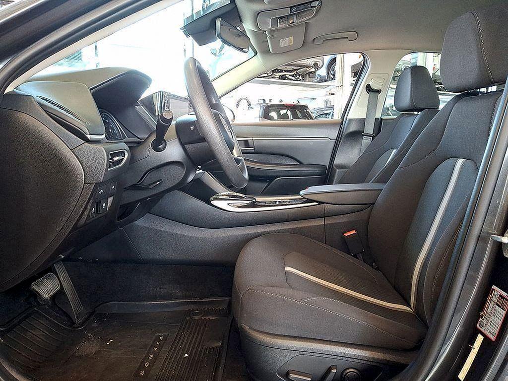 2022 Hyundai Sonata SEL - Photo 15