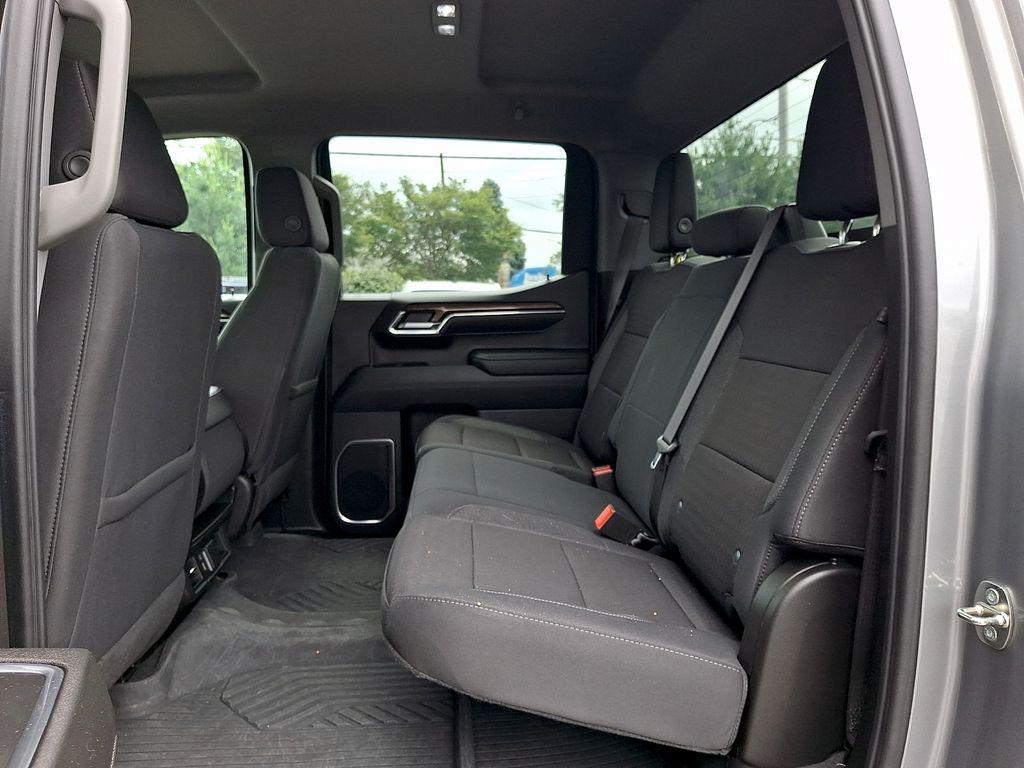 2024 Chevrolet Silverado 1500 RST - Photo 13