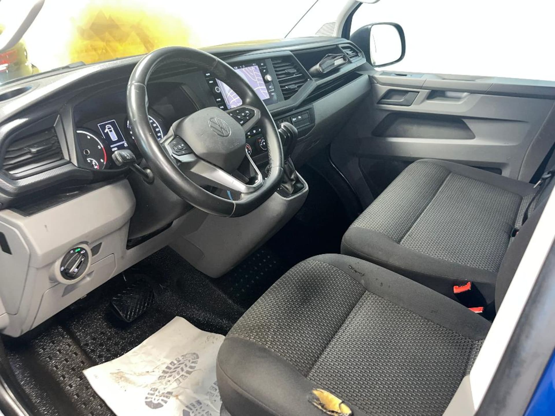 Volkswagen T6.1 Transporter Kasten langer Radstand
