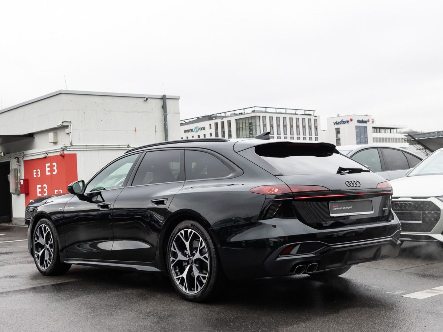 Bild über Audi A6 Avant TDI quattro 150 kW S tronic - für weitere Informationen kontaktieren Sie den Audi Partner