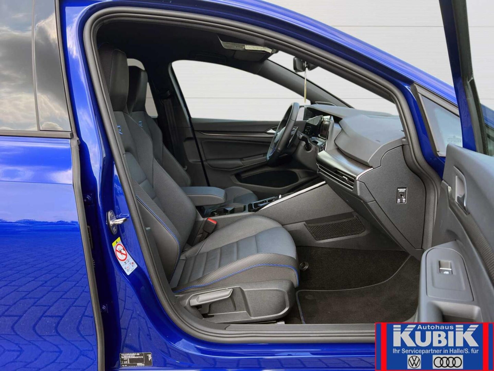 Volkswagen Golf R
