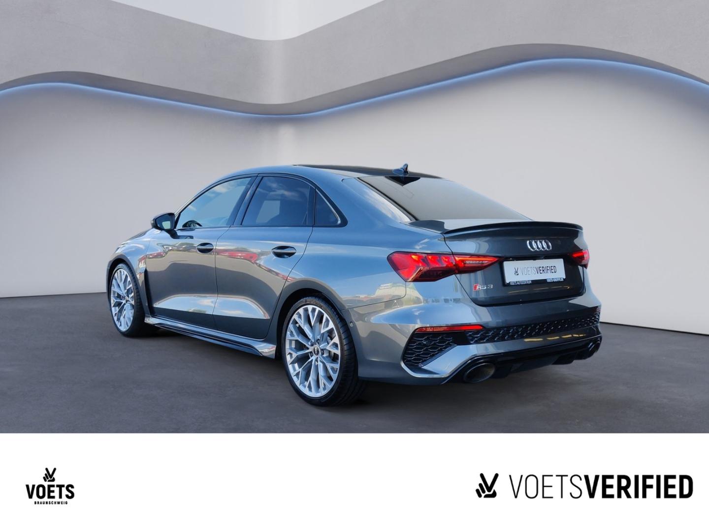 Image about Audi RS 3 Limousine TFSI quattro S tronic