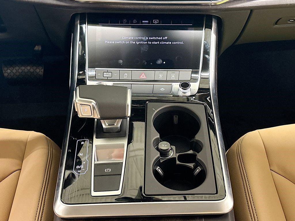 2025 Audi Q7 Premium Plus - Photo 12