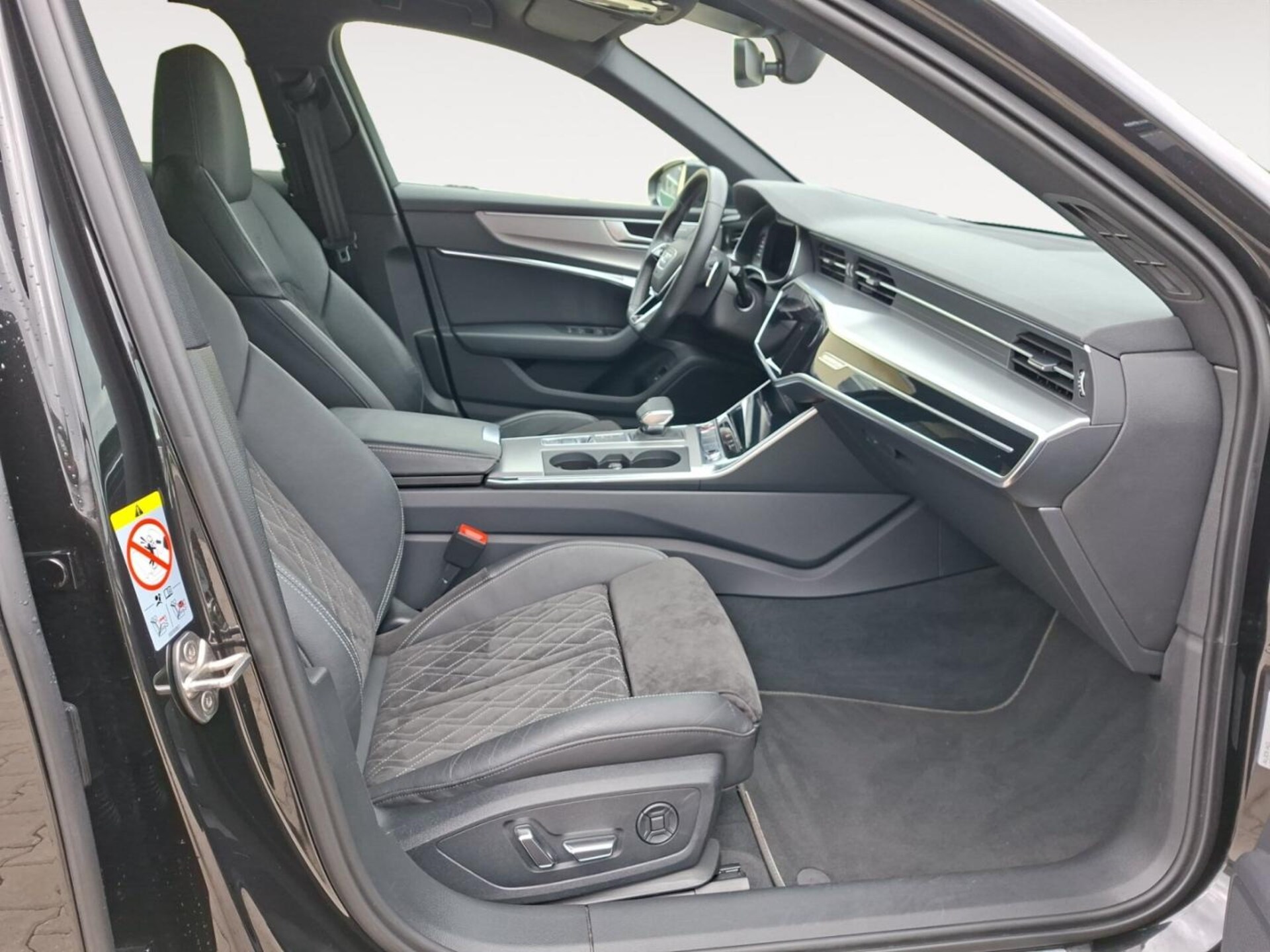 Audi S6 Avant