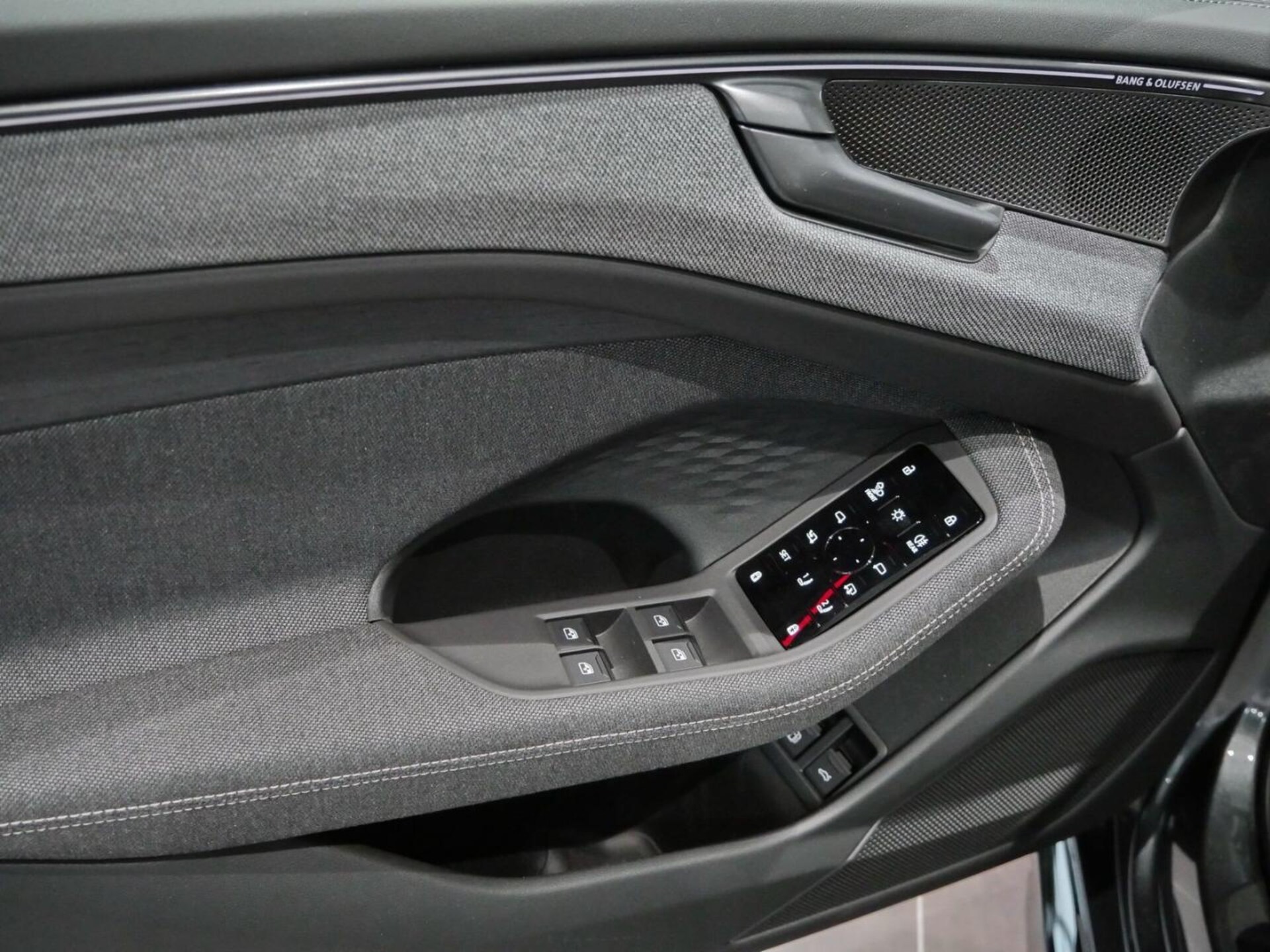 Audi A6 Limousine e-hybrid edition one