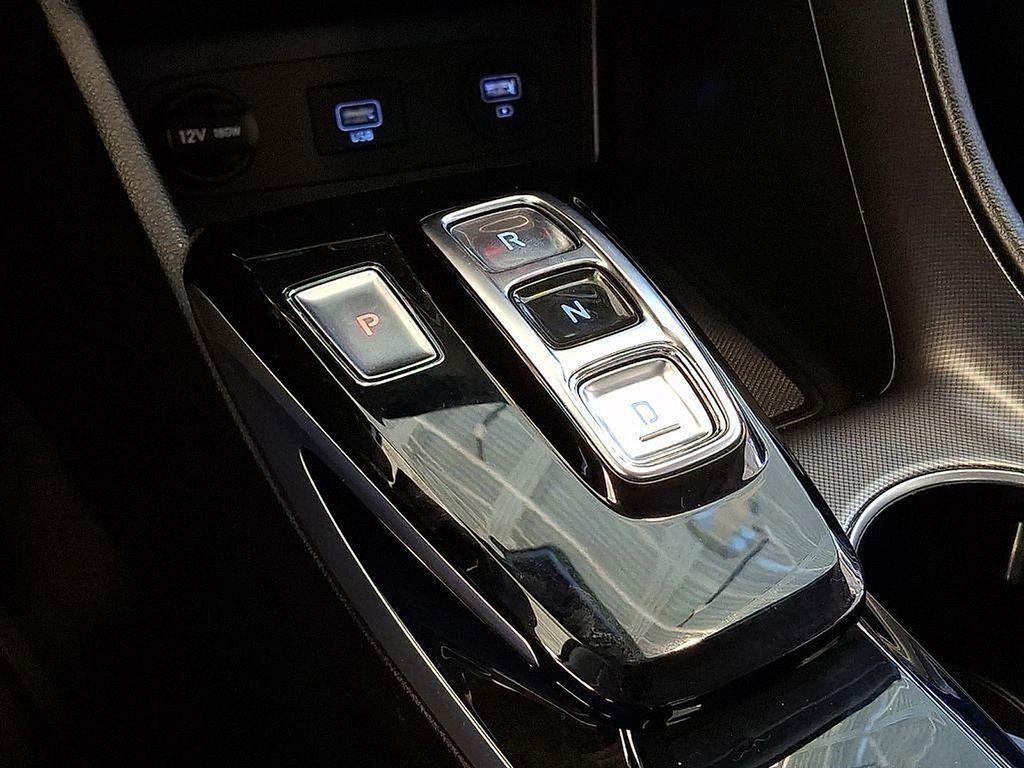 2022 Hyundai Sonata SEL - Photo 16