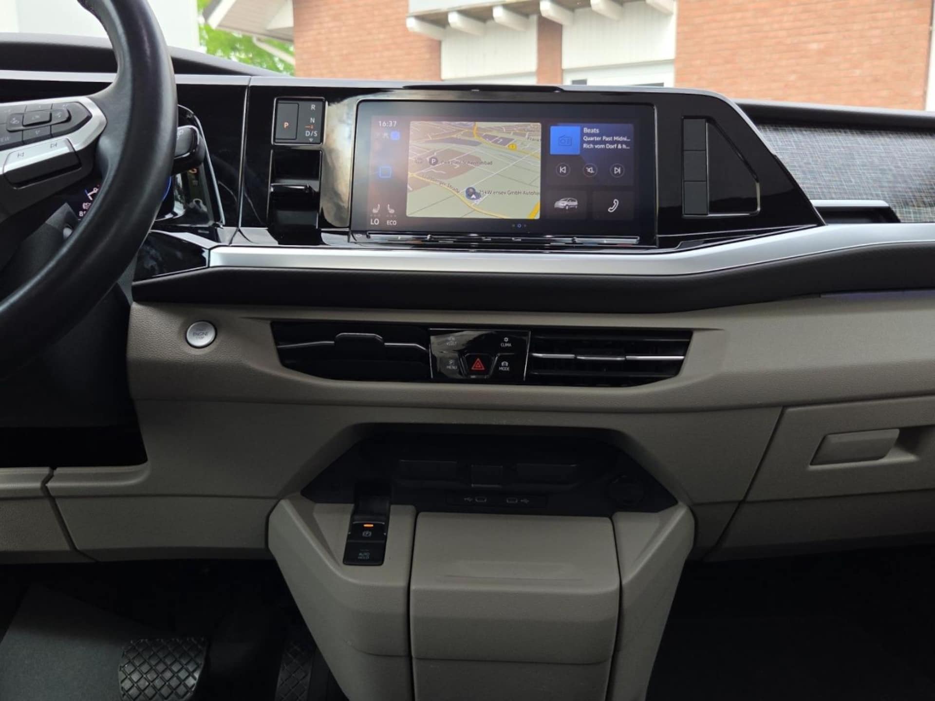 Volkswagen Multivan Life